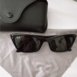 Ray Bank Lady Burbank Women’s Sunglasses